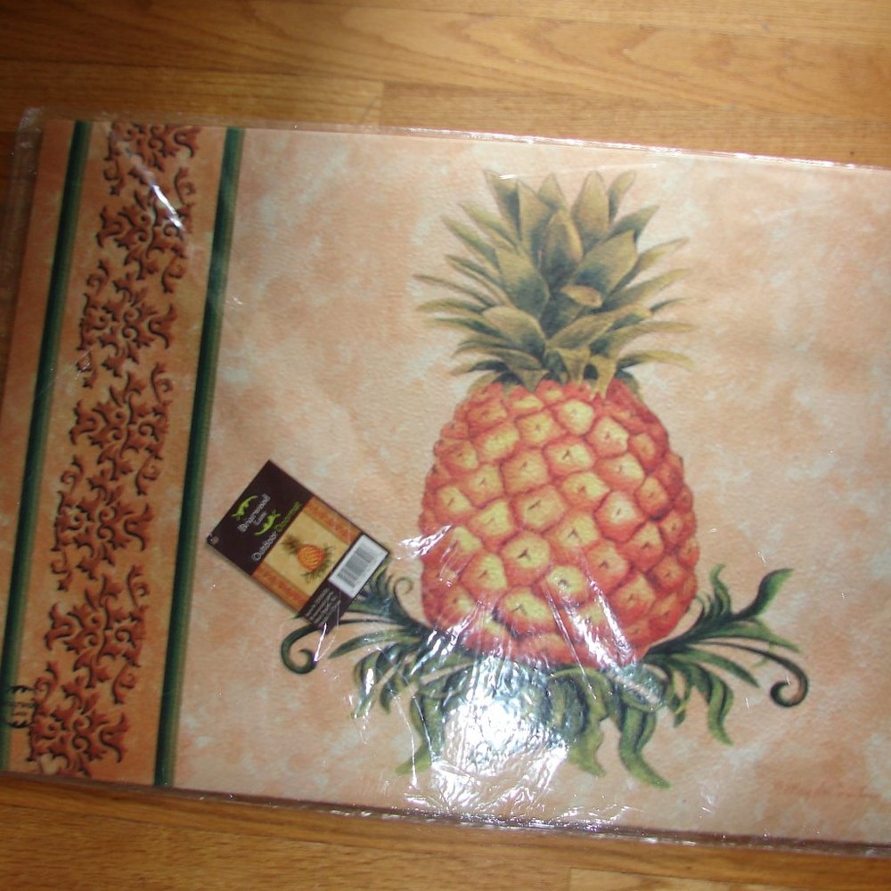 "D-37" Pineapple welcome mat